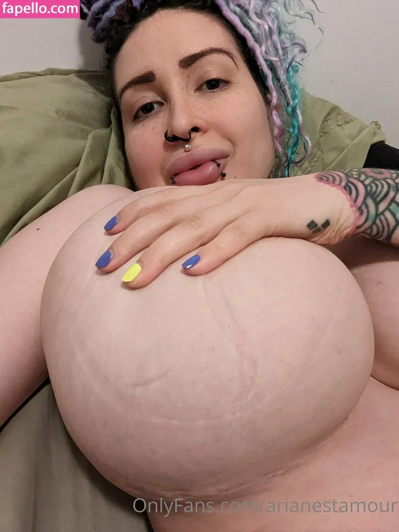 Ariane Saint Amour Onlyfans Photo Gallery 