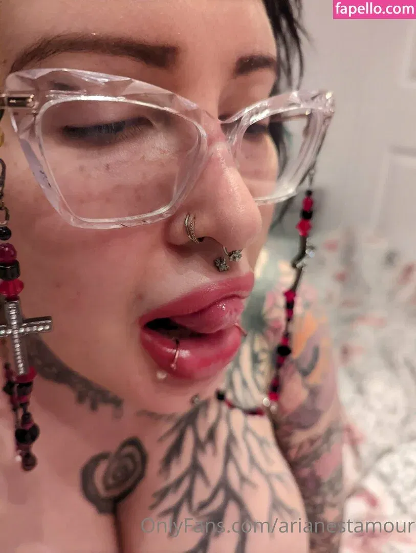 Ariane Saint Amour Onlyfans Photo Gallery 