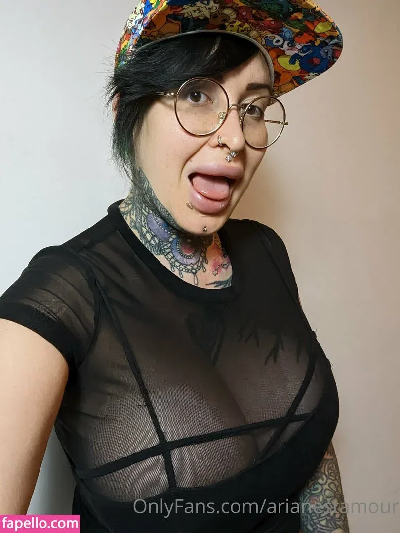 Ariane Saint Amour Onlyfans Photo Gallery 