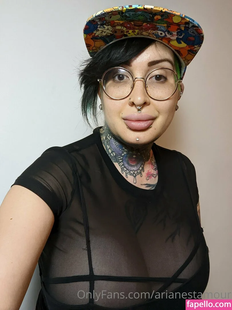 Ariane Saint Amour Onlyfans Photo Gallery 