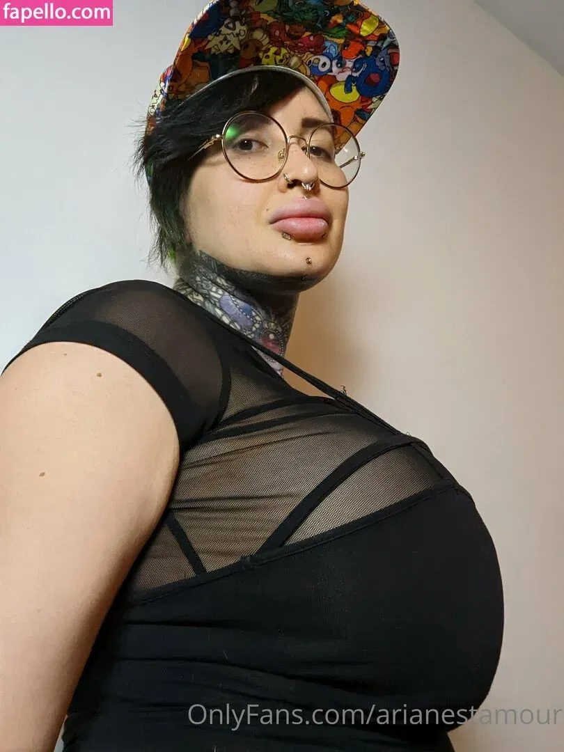 Ariane Saint Amour Onlyfans Photo Gallery 