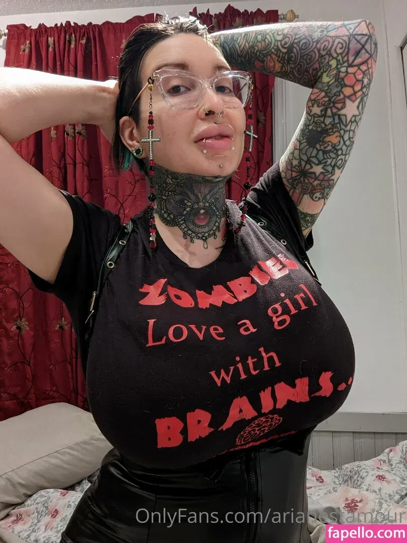 Ariane Saint Amour Onlyfans Photo Gallery 