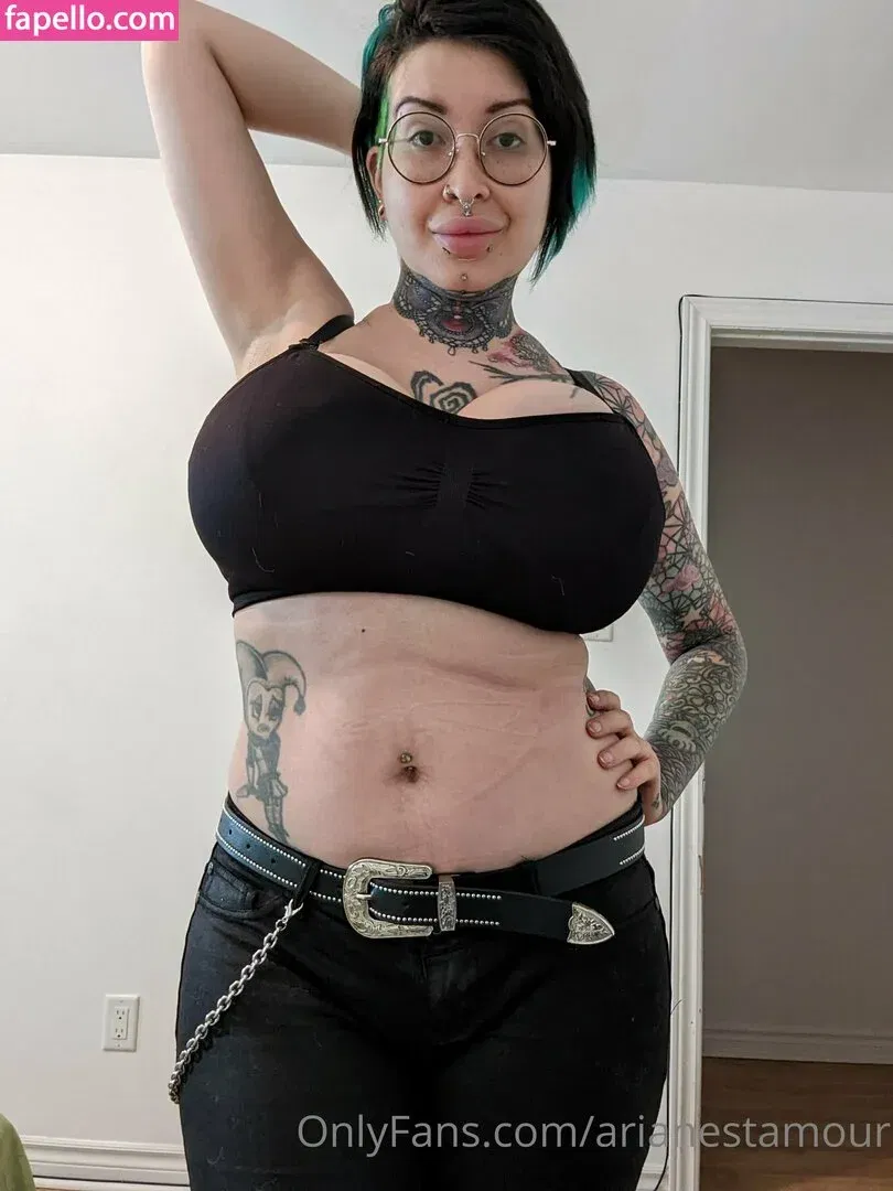 Ariane Saint Amour Onlyfans Photo Gallery 