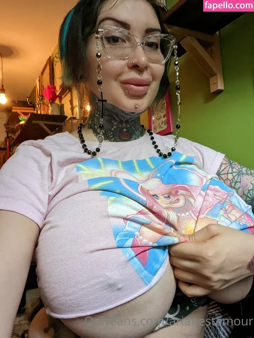 Ariane Saint Amour Onlyfans Photo Gallery 