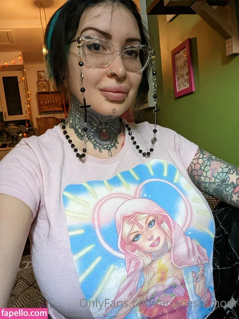 Ariane Saint Amour Onlyfans Photo Gallery 