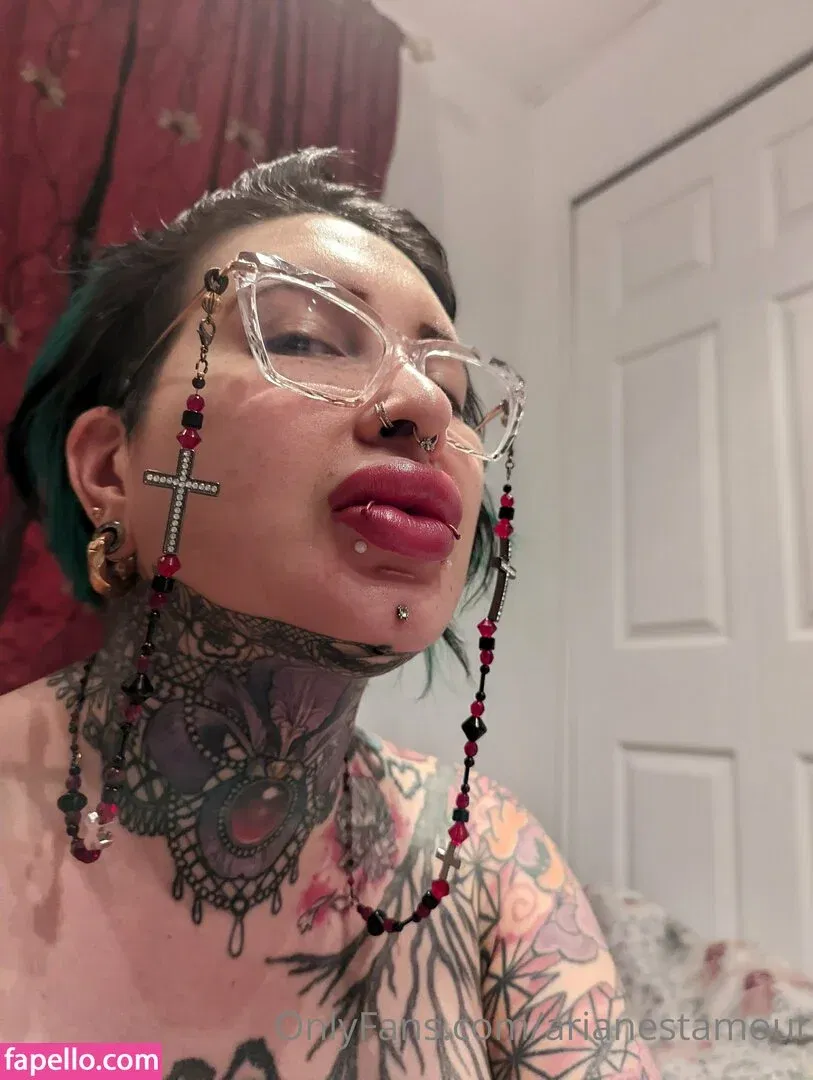 Ariane Saint Amour Onlyfans Photo Gallery 