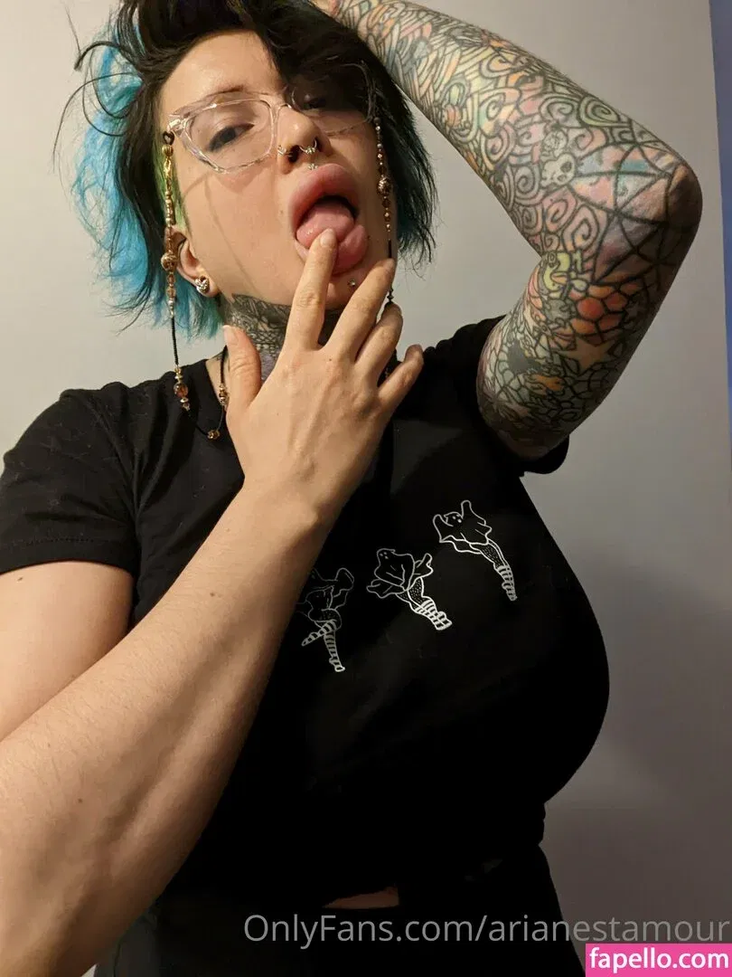 Ariane Saint Amour Onlyfans Photo Gallery 