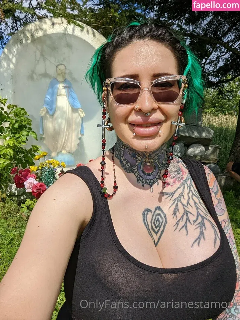 Ariane Saint Amour Onlyfans Photo Gallery 