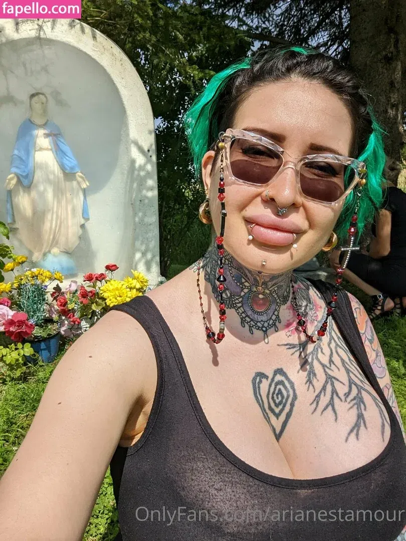 Ariane Saint Amour Onlyfans Photo Gallery 