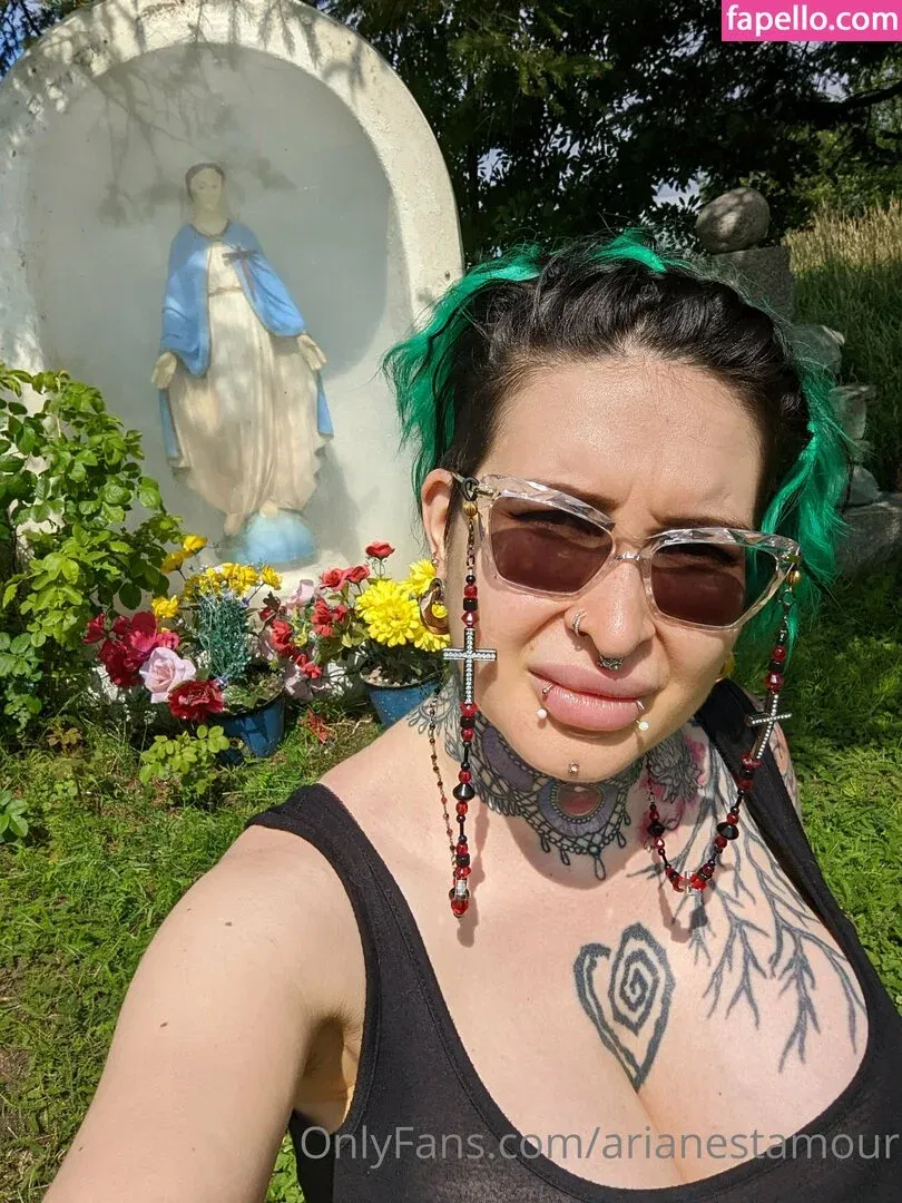 Ariane Saint Amour Onlyfans Photo Gallery 