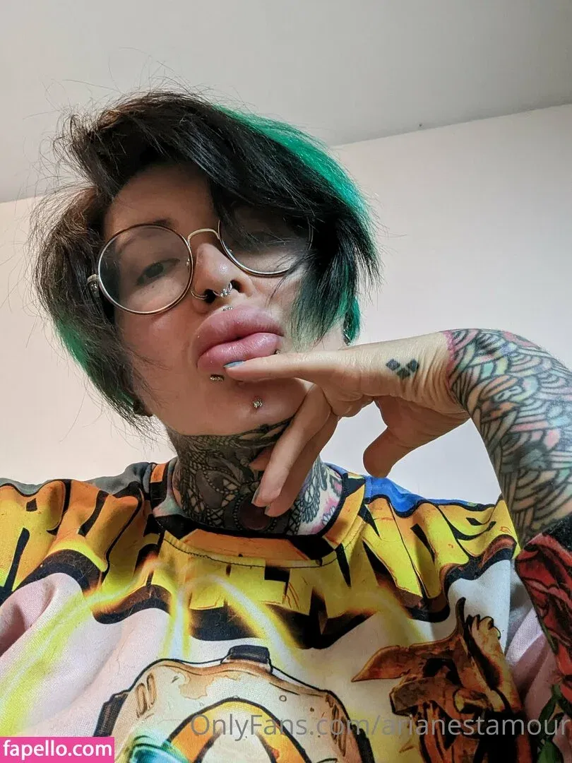 Ariane Saint Amour Onlyfans Photo Gallery 