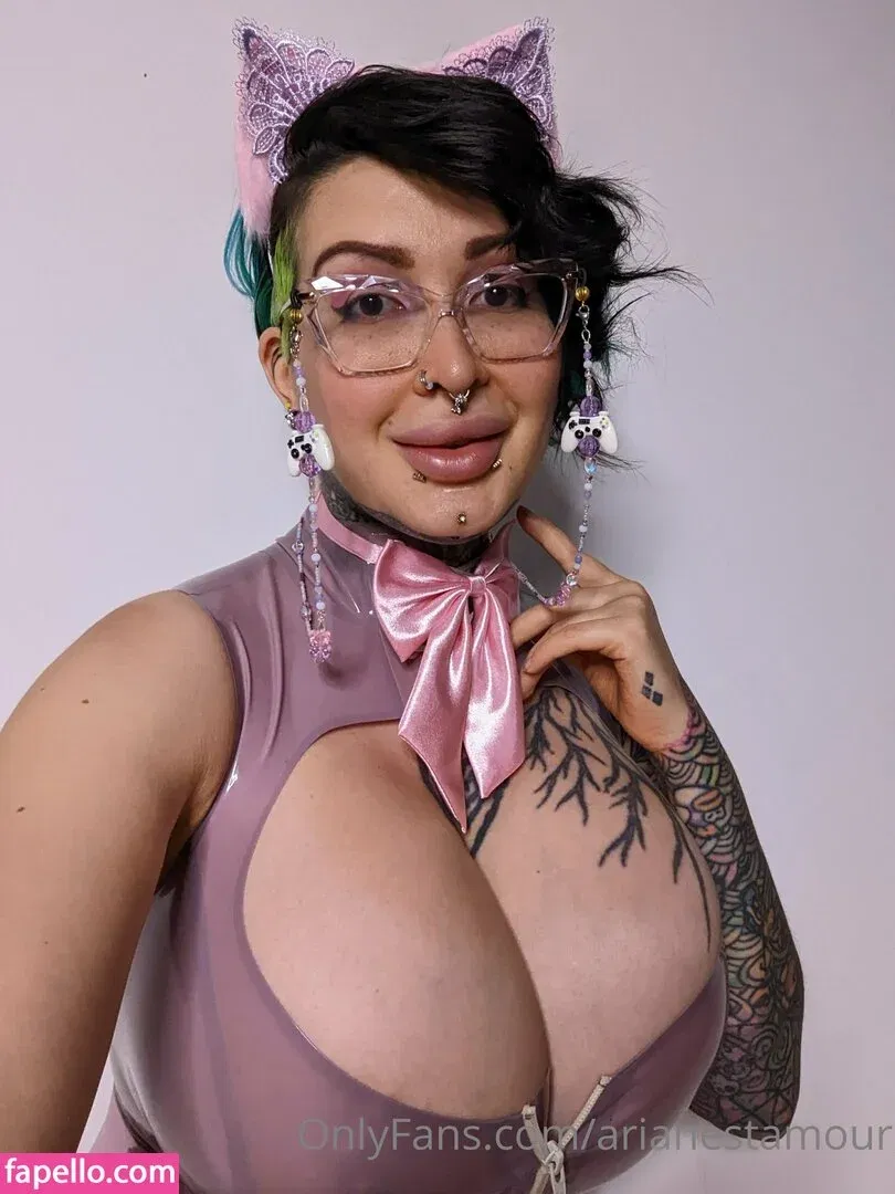 Ariane Saint Amour Onlyfans Photo Gallery 