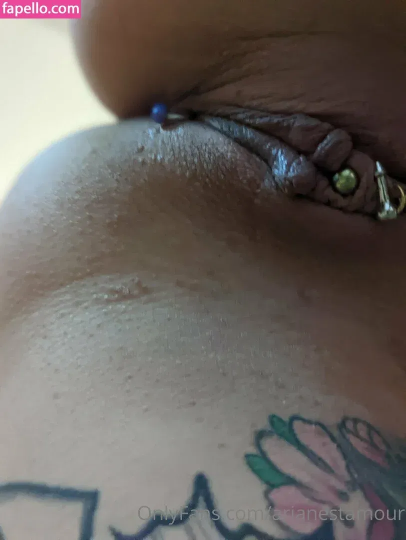 Ariane Saint Amour Onlyfans Photo Gallery 