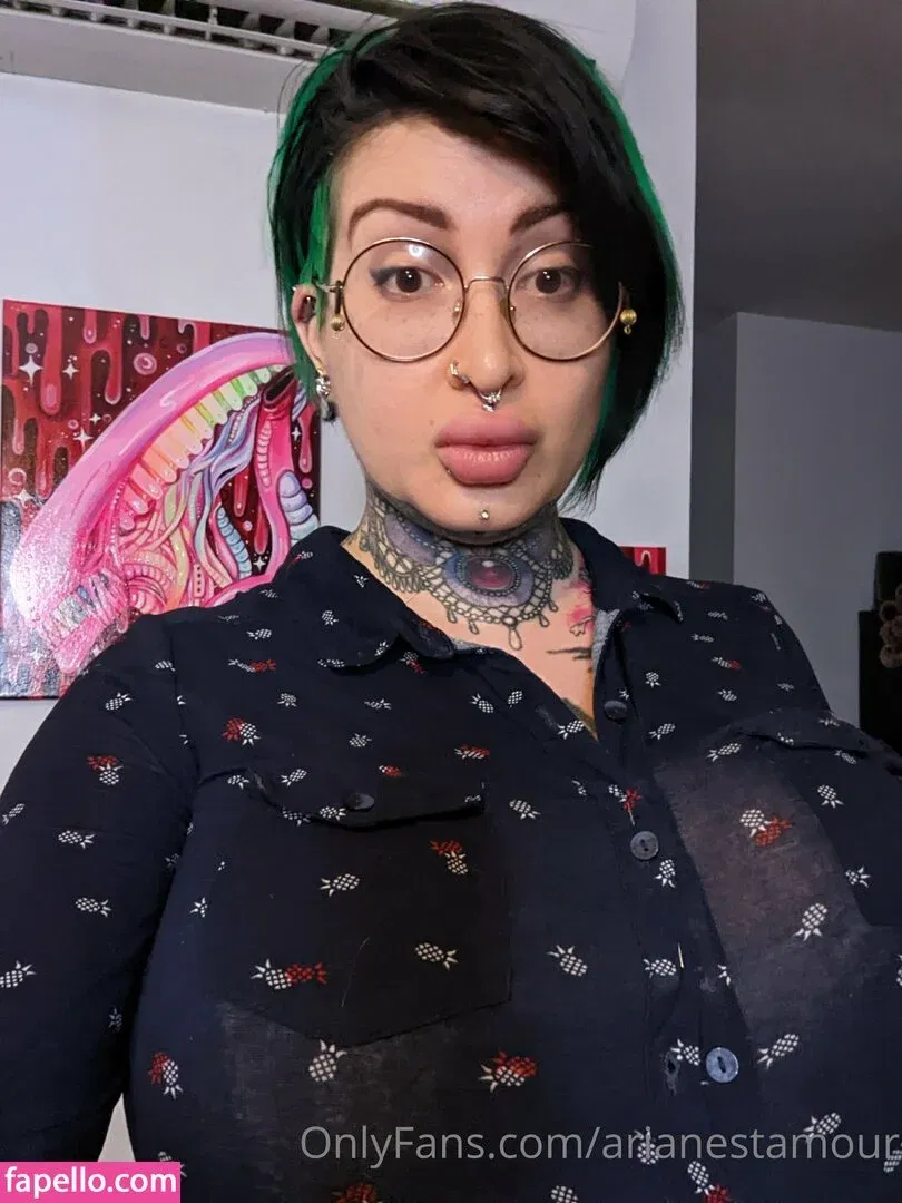 Ariane Saint Amour Onlyfans Photo Gallery 