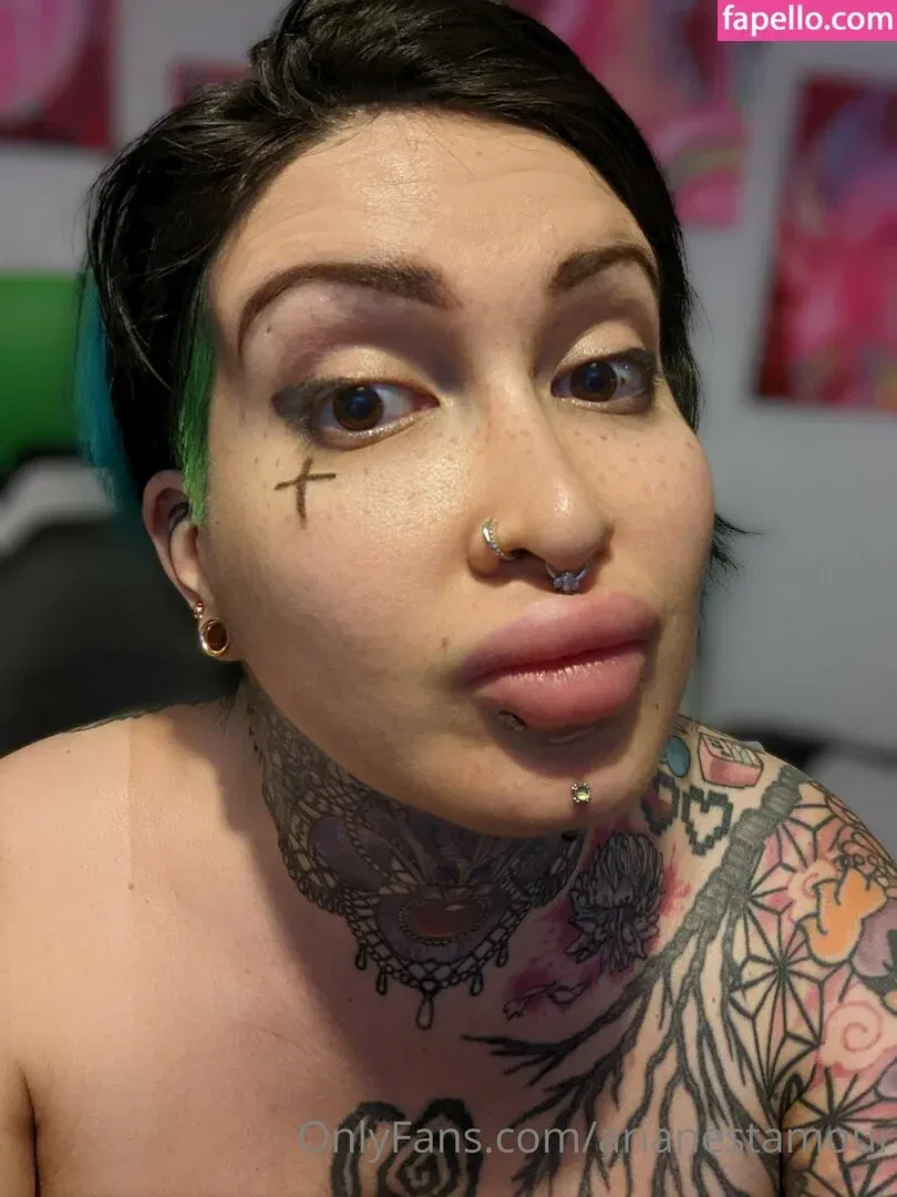 Ariane Saint Amour Onlyfans Photo Gallery 