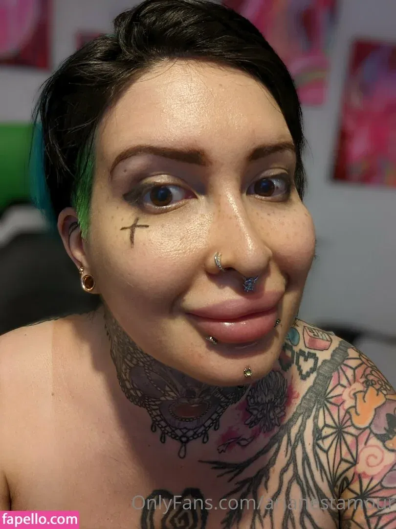 Ariane Saint Amour Onlyfans Photo Gallery 