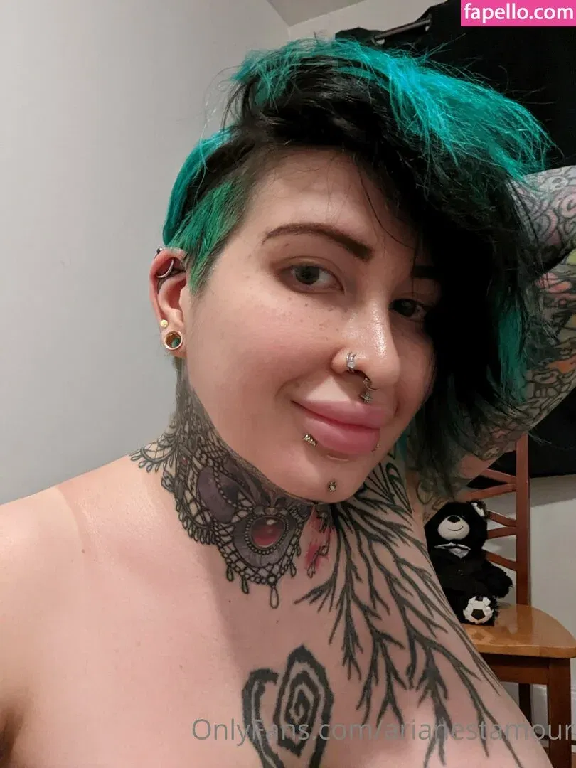 Ariane Saint Amour Onlyfans Photo Gallery 