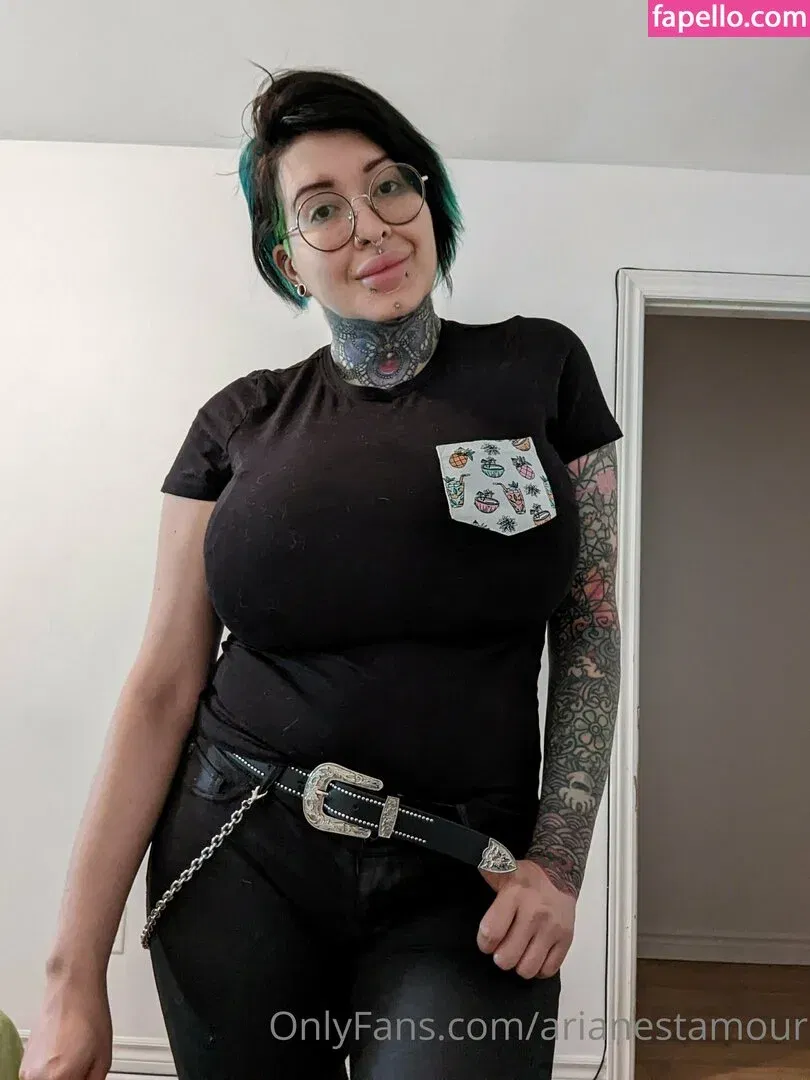 Ariane Saint Amour Onlyfans Photo Gallery 