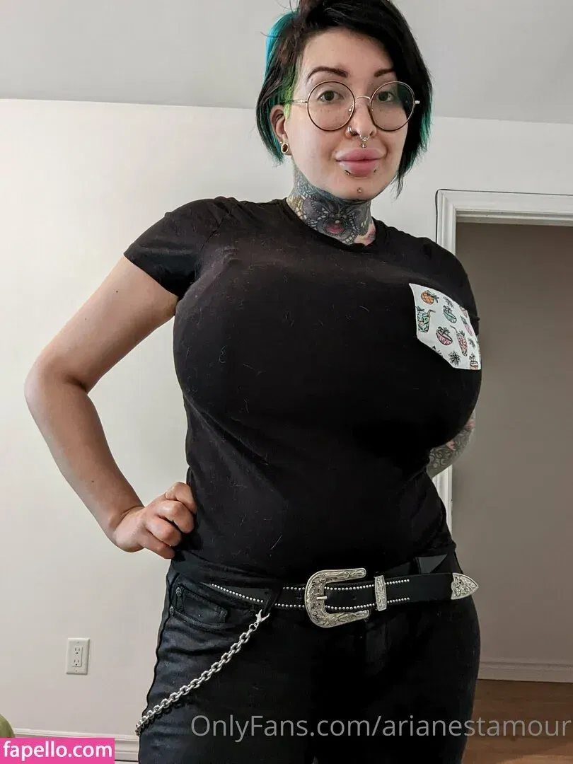 Ariane Saint Amour Onlyfans Photo Gallery 