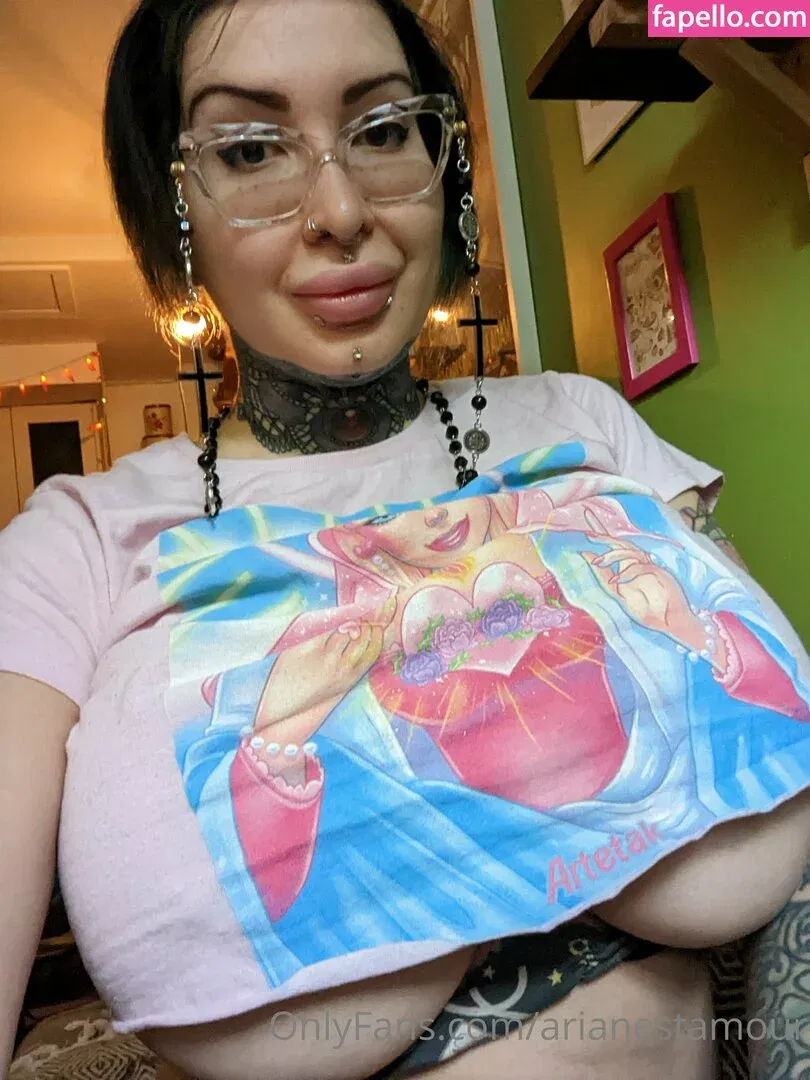 Ariane Saint Amour Onlyfans Photo Gallery 