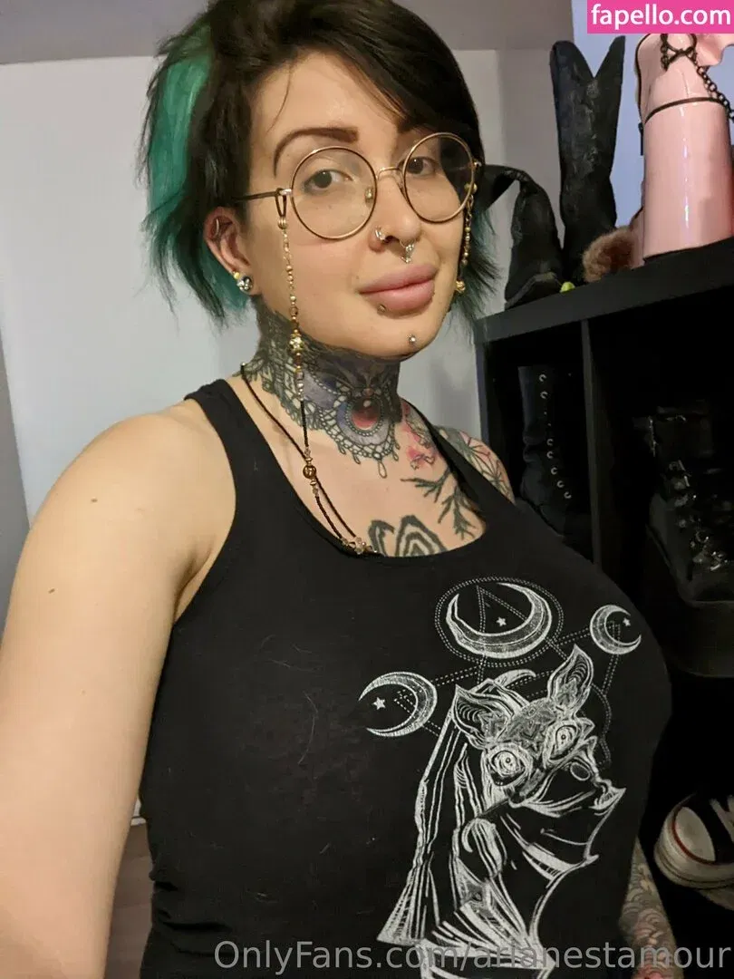 Ariane Saint Amour Onlyfans Photo Gallery 