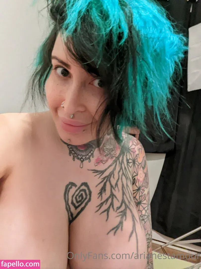 Ariane Saint Amour Onlyfans Photo Gallery 