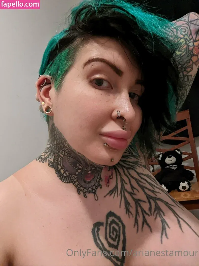 Ariane Saint Amour Onlyfans Photo Gallery 