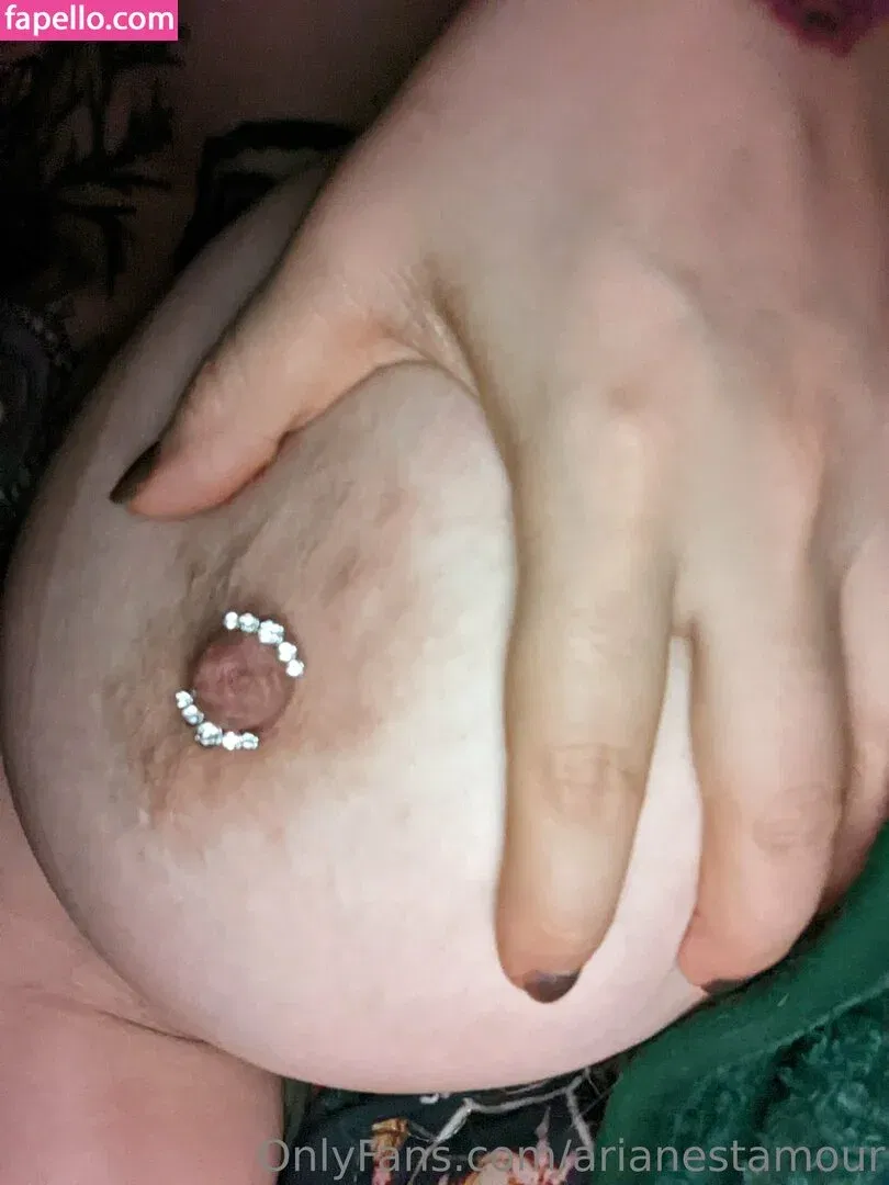 Ariane Saint Amour Onlyfans Photo Gallery 