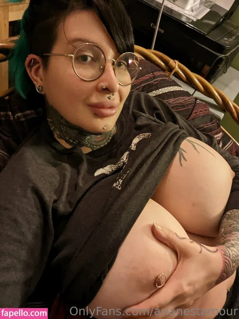 Ariane Saint Amour Onlyfans Photo Gallery 