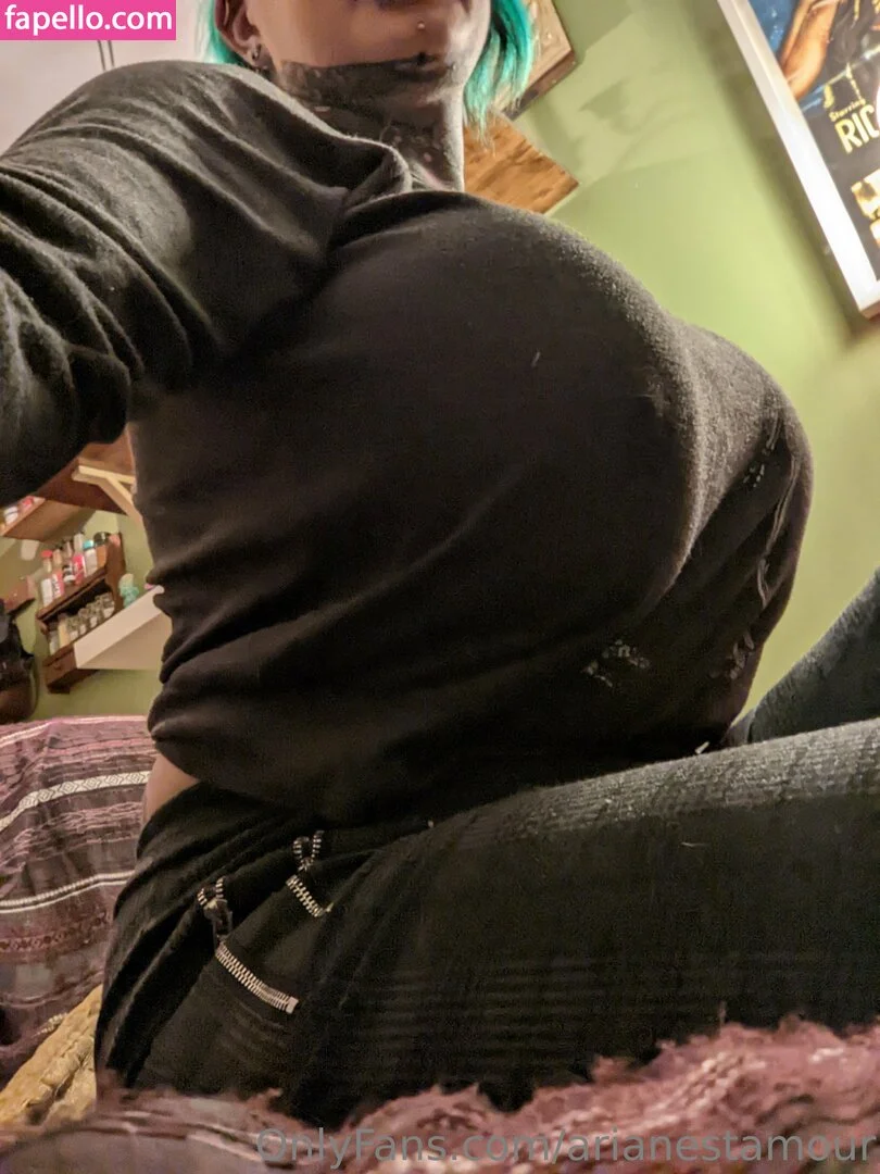 Ariane Saint Amour Onlyfans Photo Gallery 