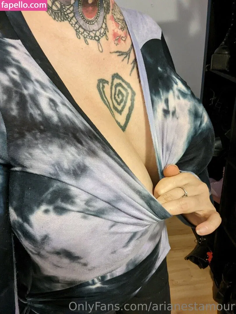 Ariane Saint Amour Onlyfans Photo Gallery 