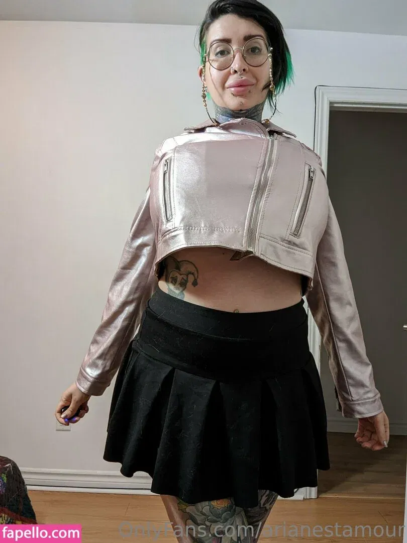 Ariane Saint Amour Onlyfans Photo Gallery 