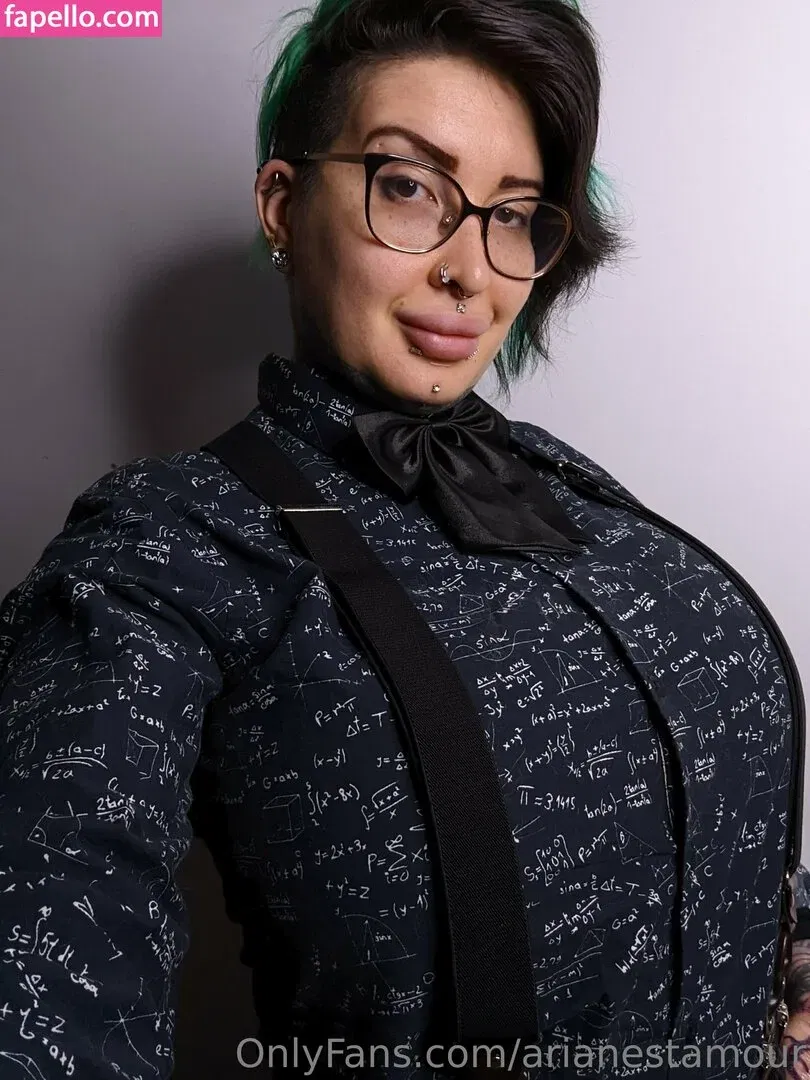 Ariane Saint Amour Onlyfans Photo Gallery 