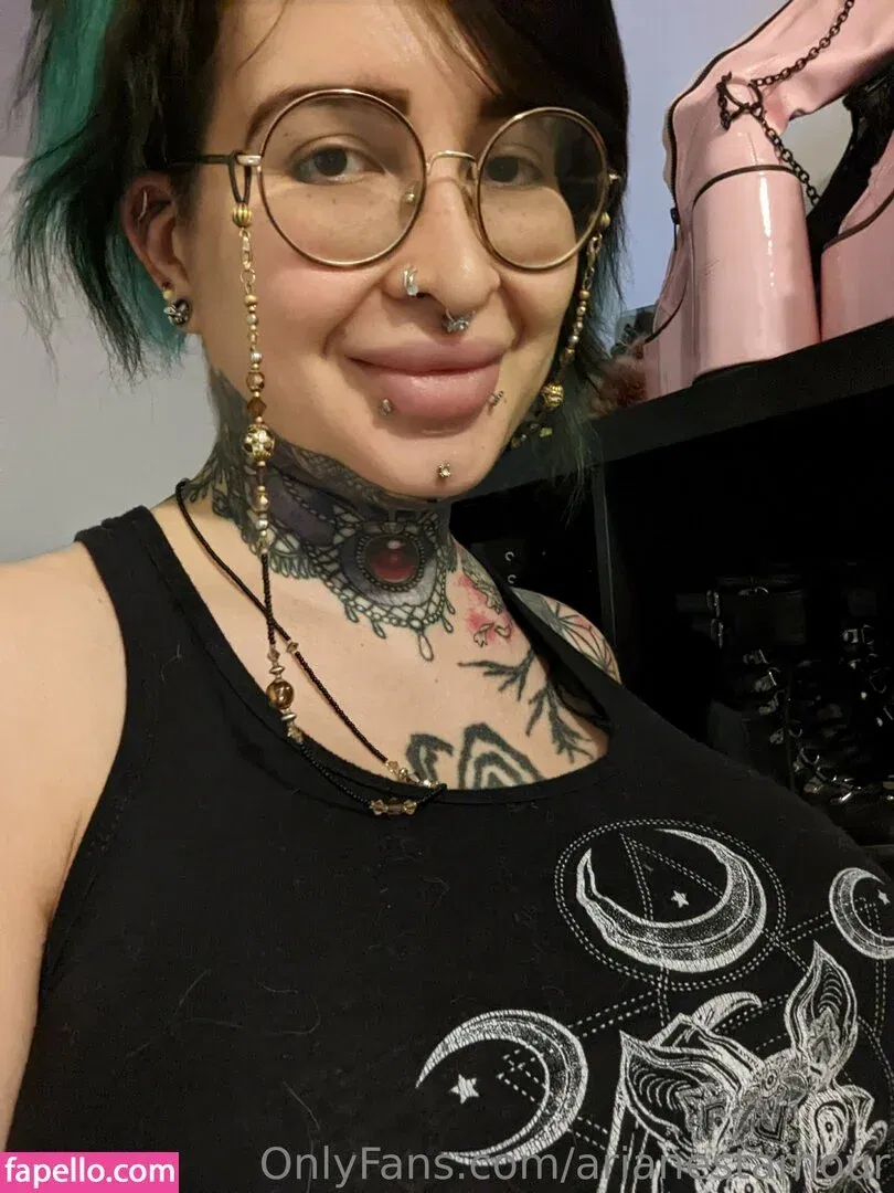 Ariane Saint Amour Onlyfans Photo Gallery 