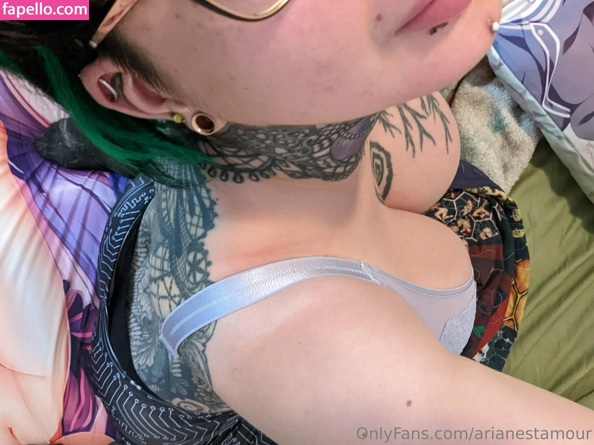 Ariane Saint Amour Onlyfans Photo Gallery 