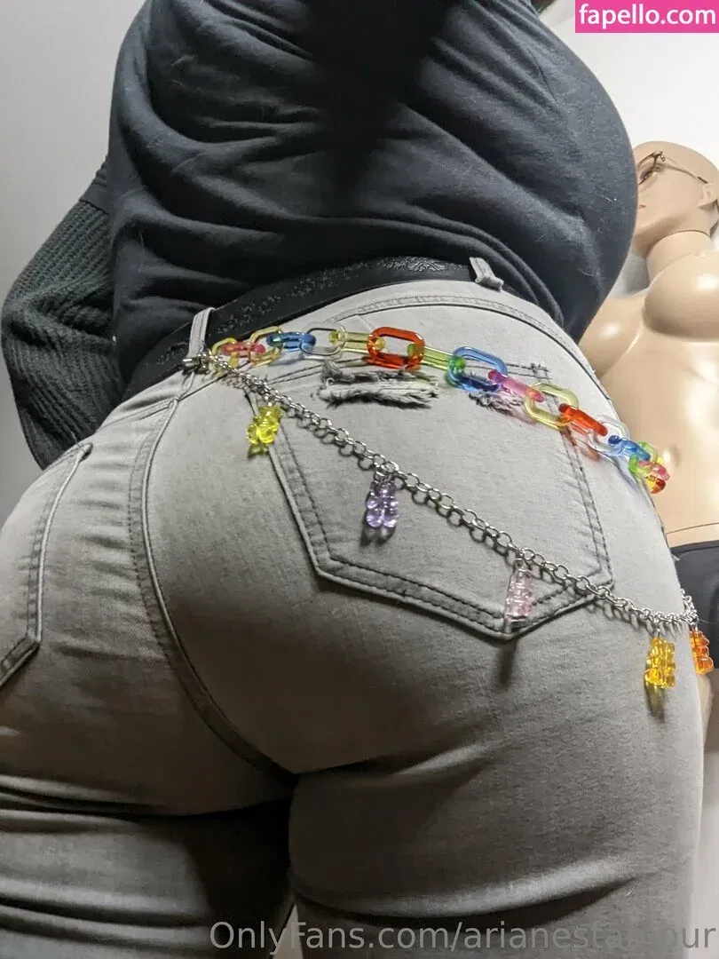 Ariane Saint Amour Onlyfans Photo Gallery 