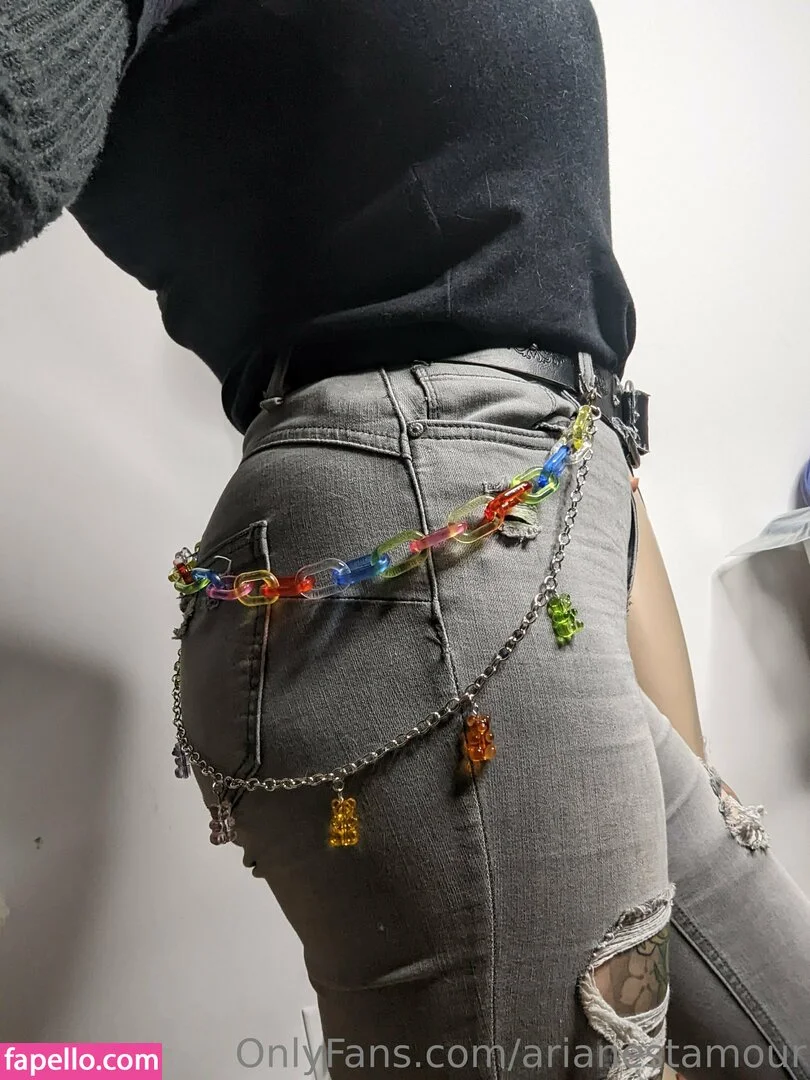 Ariane Saint Amour Onlyfans Photo Gallery 