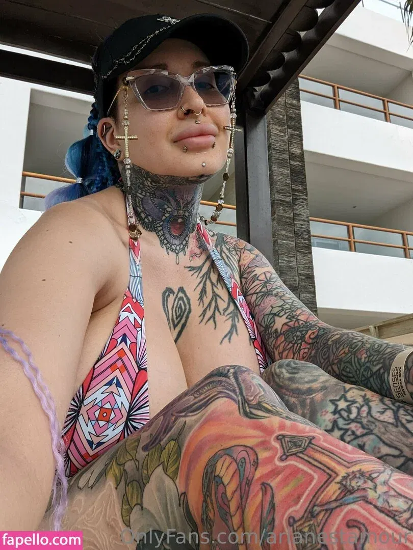 Ariane Saint Amour Onlyfans Photo Gallery 