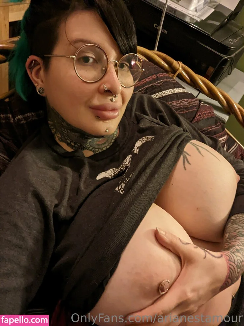 Ariane Saint Amour Onlyfans Photo Gallery 