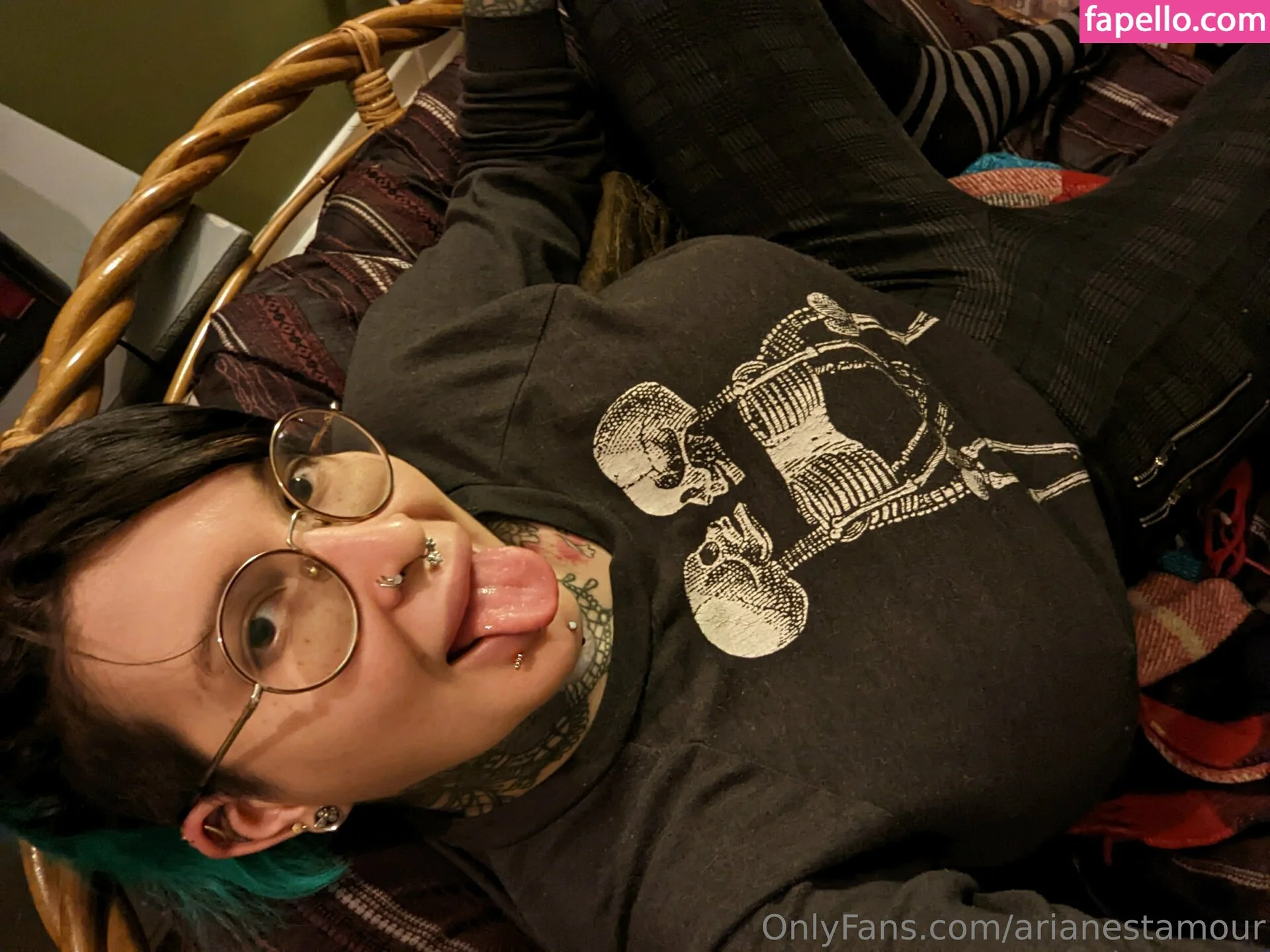 Ariane Saint Amour Onlyfans Photo Gallery 