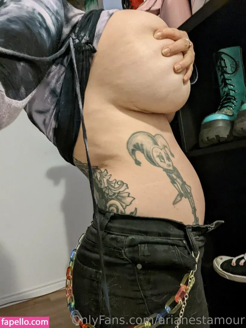 Ariane Saint Amour Onlyfans Photo Gallery 