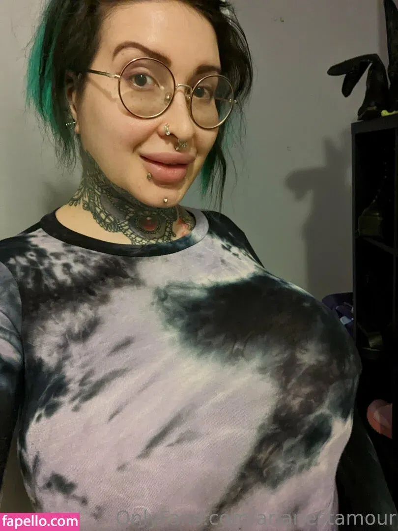 Ariane Saint Amour Onlyfans Photo Gallery 