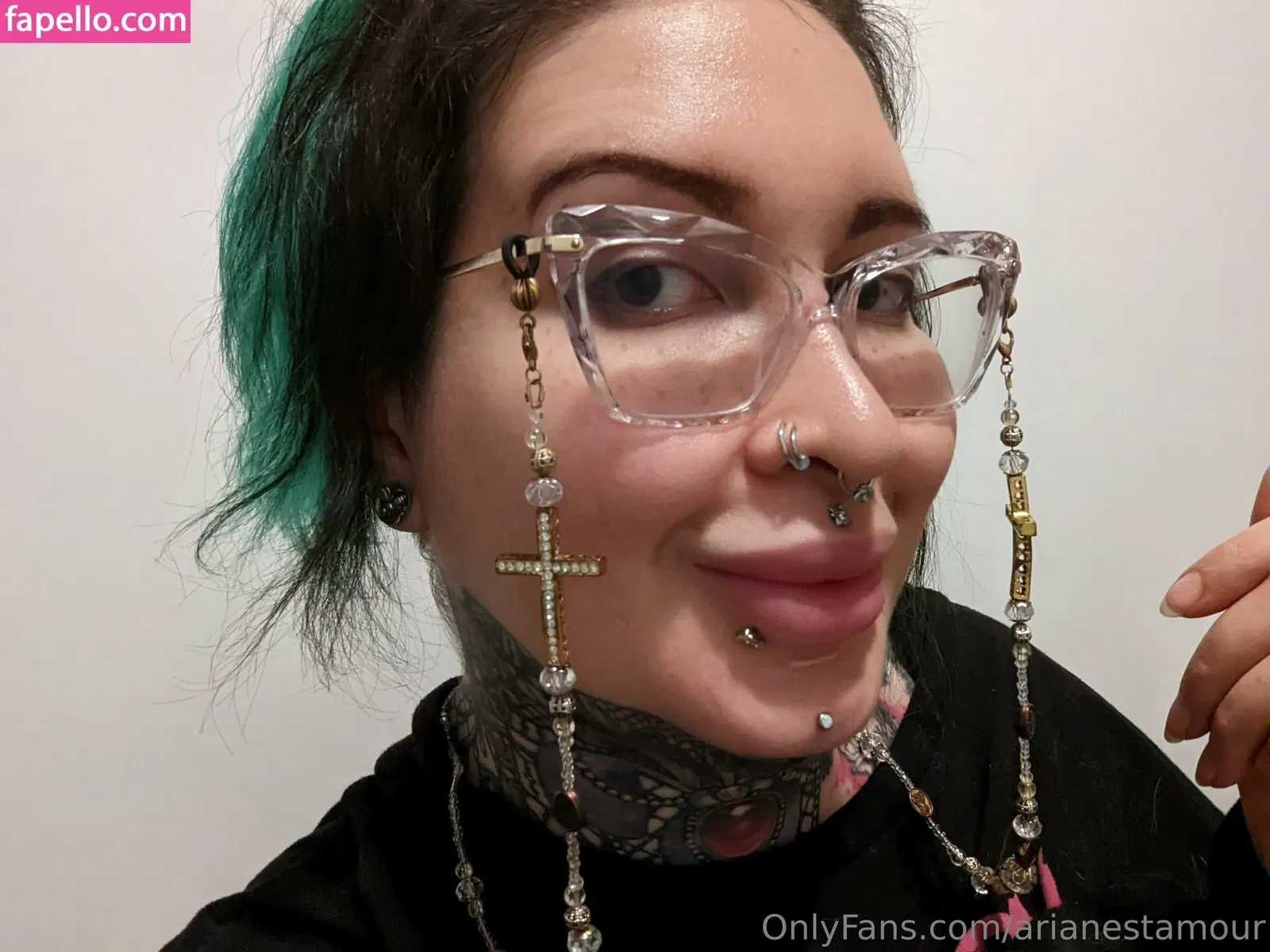 Ariane Saint Amour Onlyfans Photo Gallery 