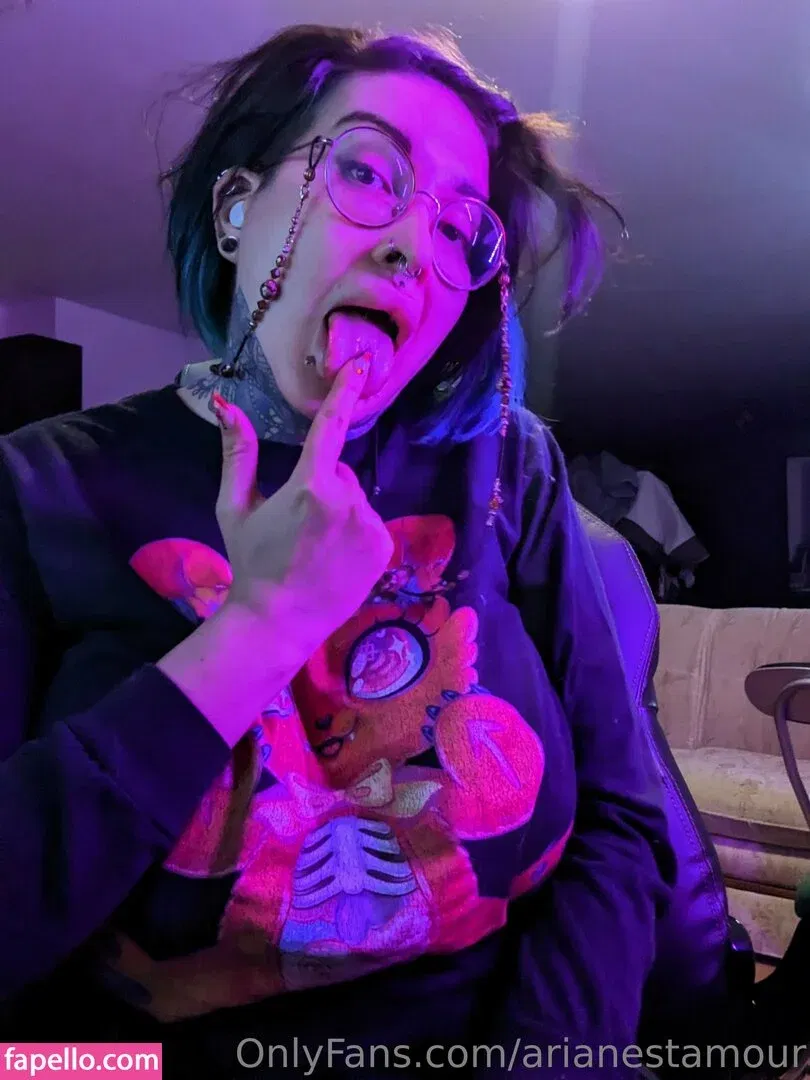 Ariane Saint Amour Onlyfans Photo Gallery 