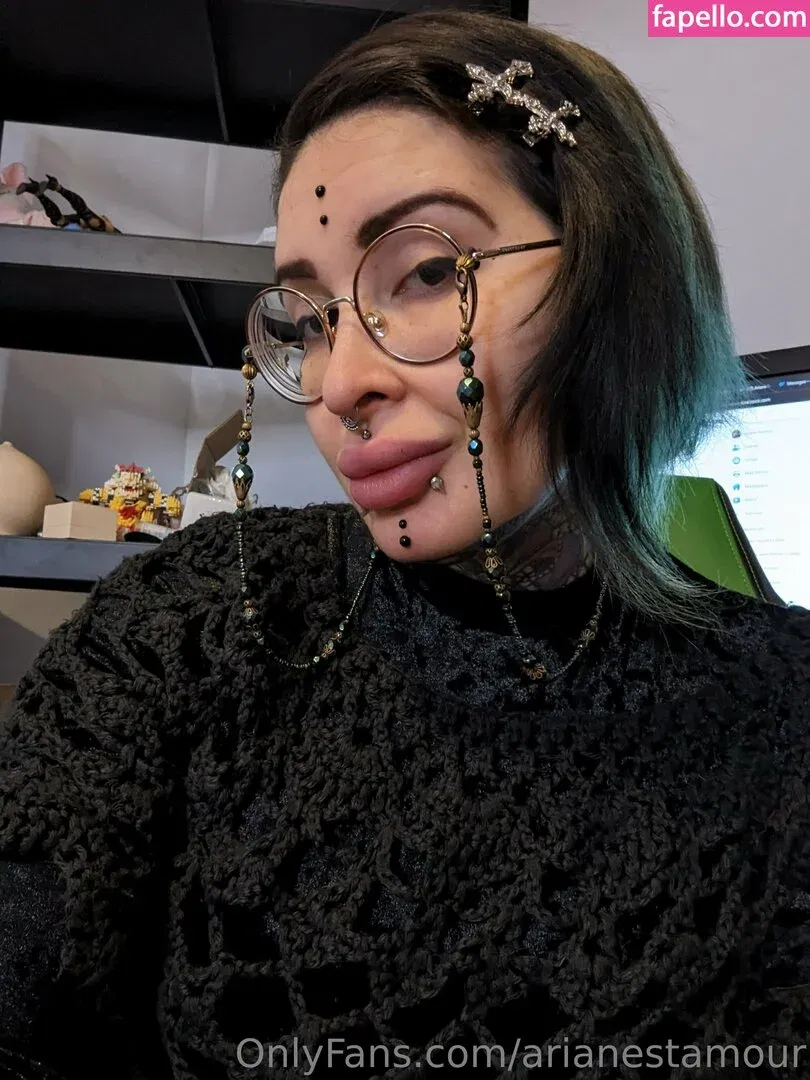 Ariane Saint Amour Onlyfans Photo Gallery 