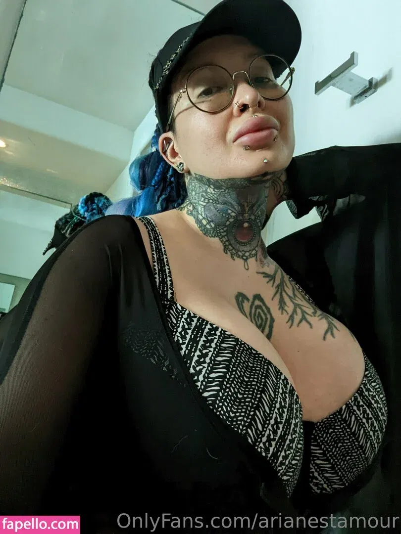 Ariane Saint Amour Onlyfans Photo Gallery 