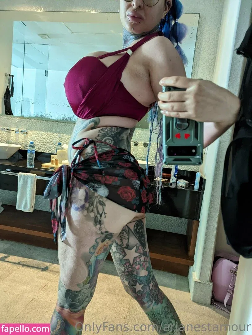 Ariane Saint Amour Onlyfans Photo Gallery 