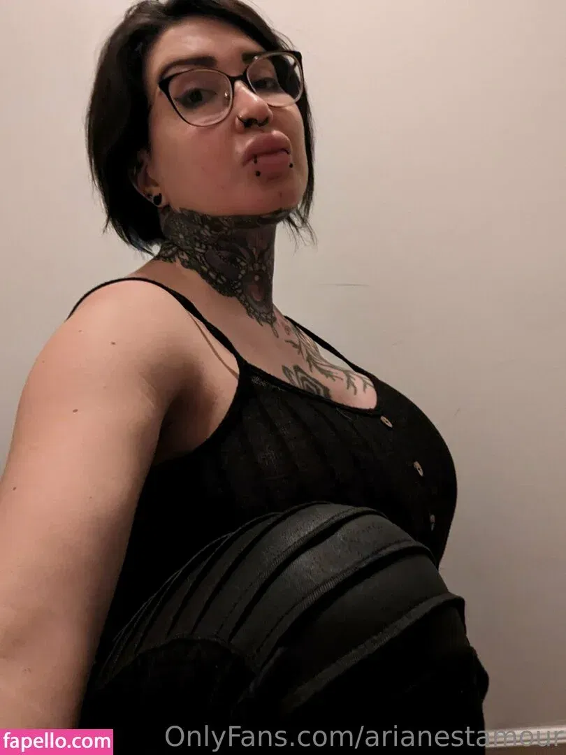 Ariane Saint Amour Onlyfans Photo Gallery 