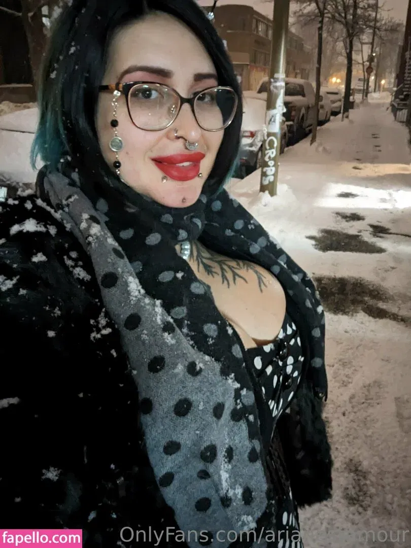 Ariane Saint Amour Onlyfans Photo Gallery 