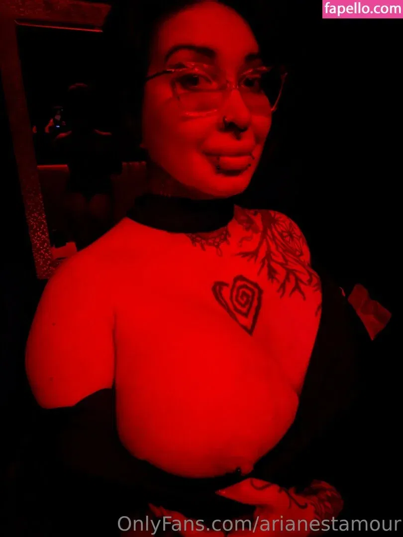 Ariane Saint Amour Onlyfans Photo Gallery 